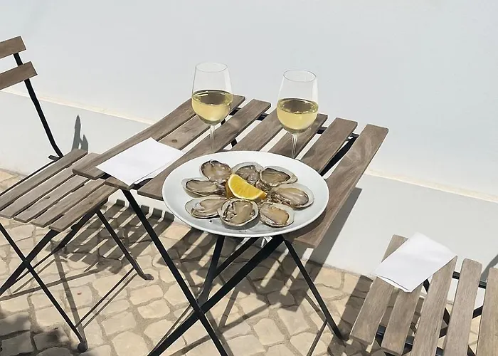 Patio Da Varzea * Αλμπουφέιρα